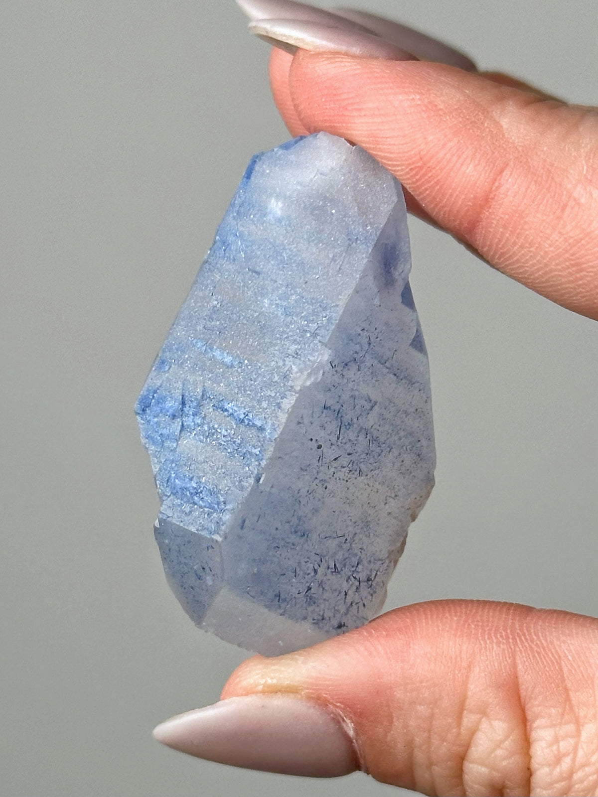 Dumortierite in Quartz - #9