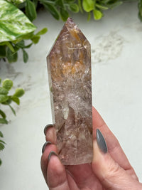 UV Reactive Amethyst Point - #4