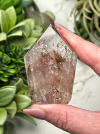 UV Reactive Amethyst Point - #19