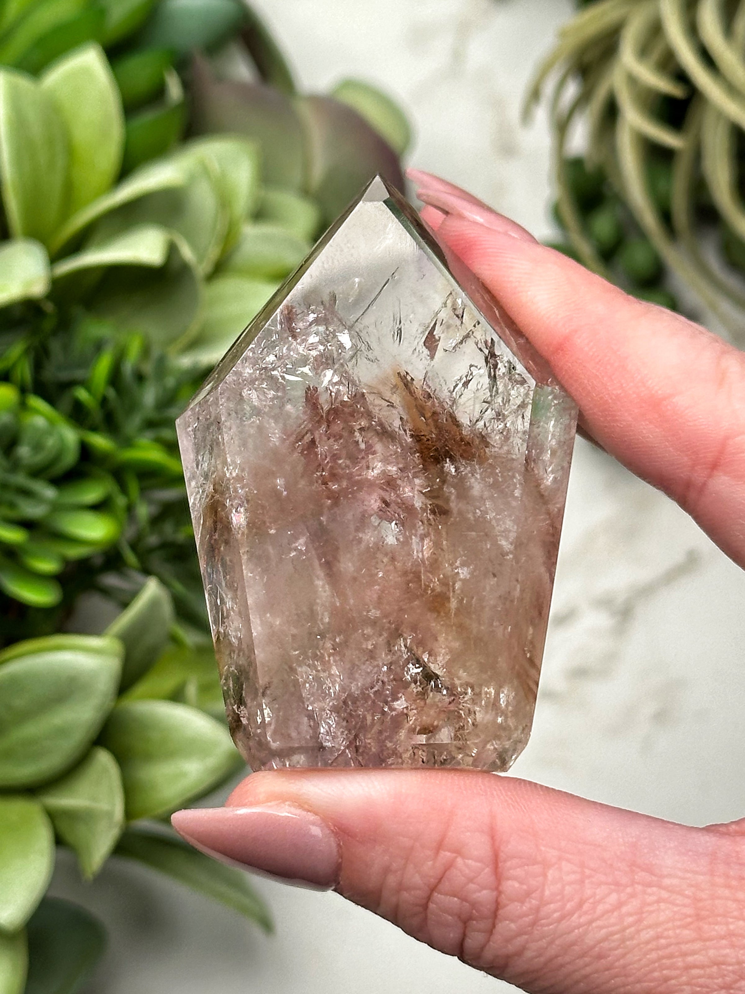 UV Reactive Amethyst Point - #19