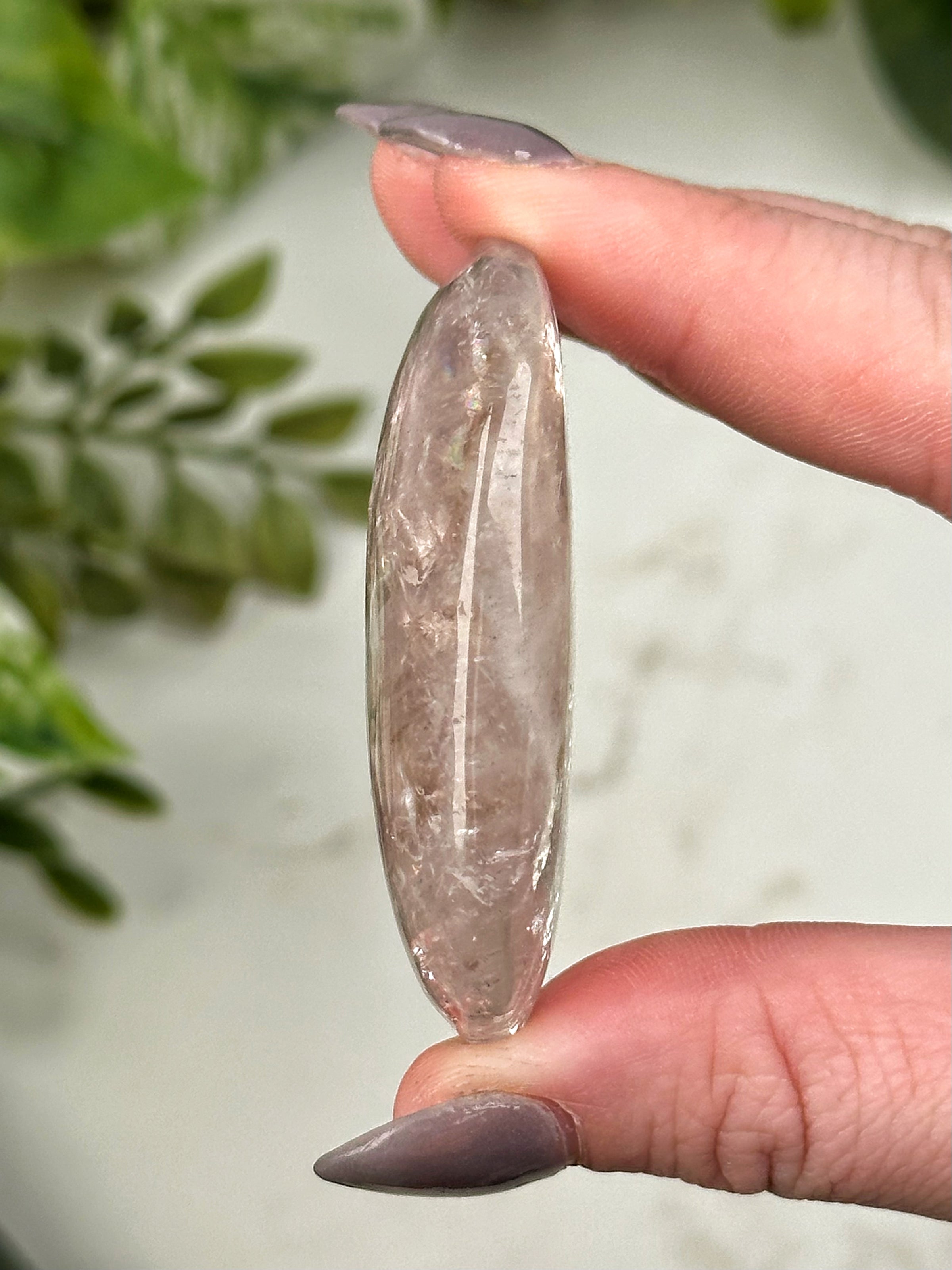 UV Reactive Amethyst Palmstone - #2