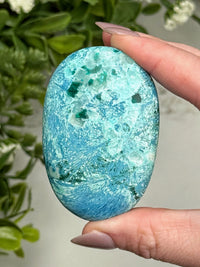 Shattuckite Dioptase Calcite Palmstone - #14