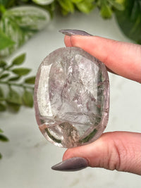 UV Reactive Amethyst Palmstone - #3