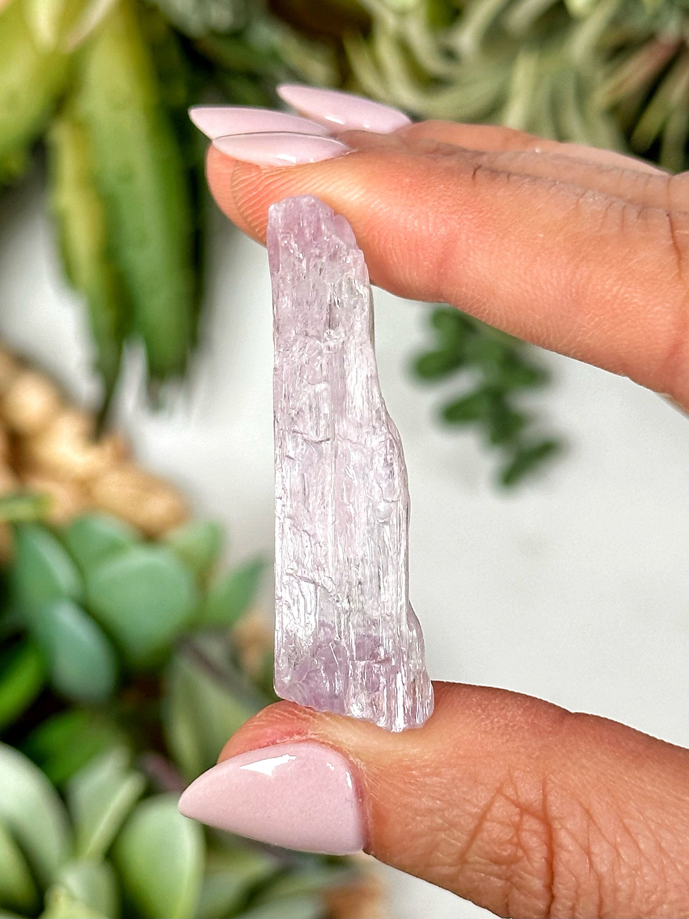 Gemmy Raw Kunzite - #3