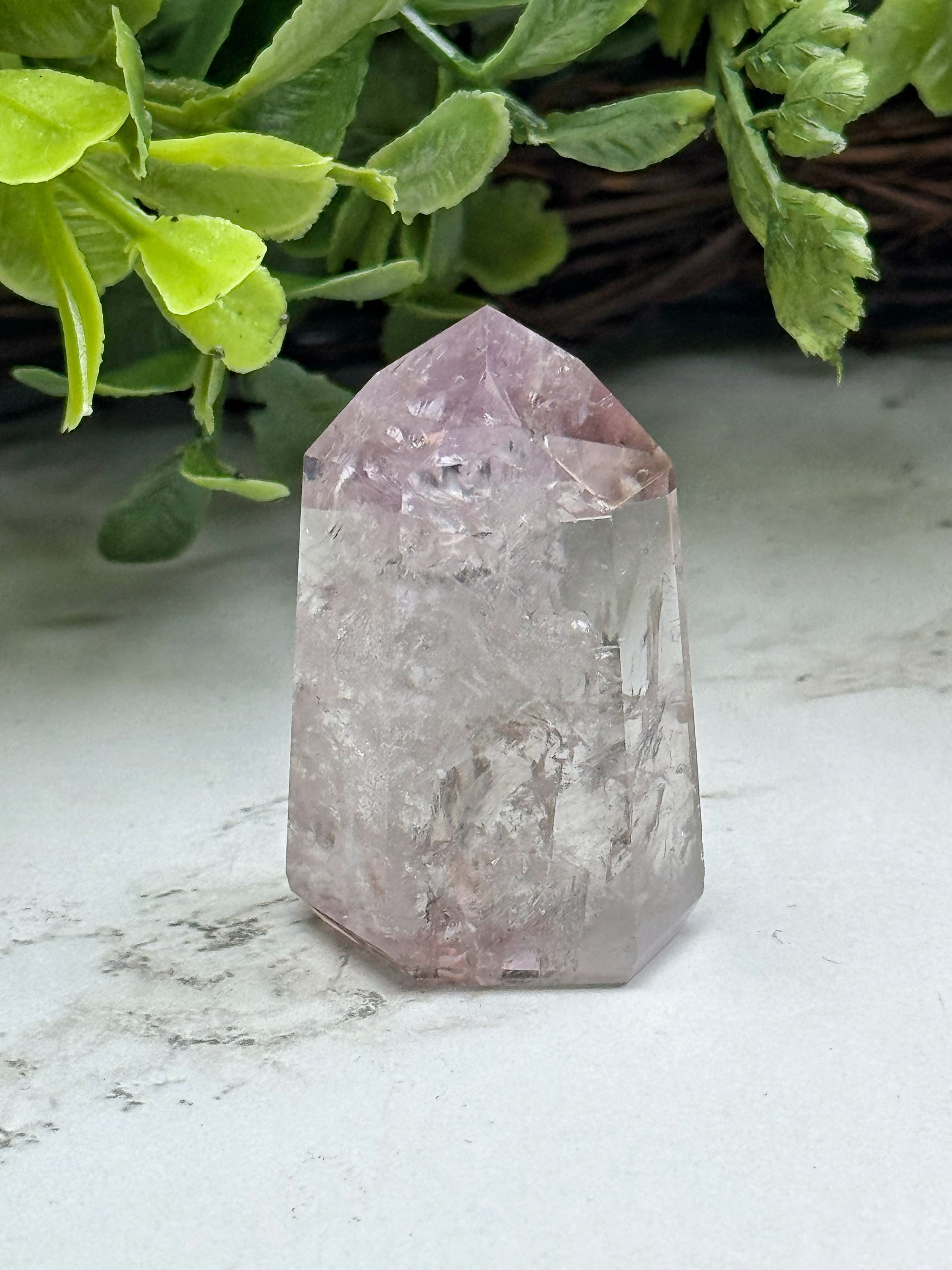 UV Reactive Amethyst Point - #5