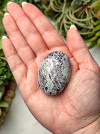Kammererite Palmstone - #12