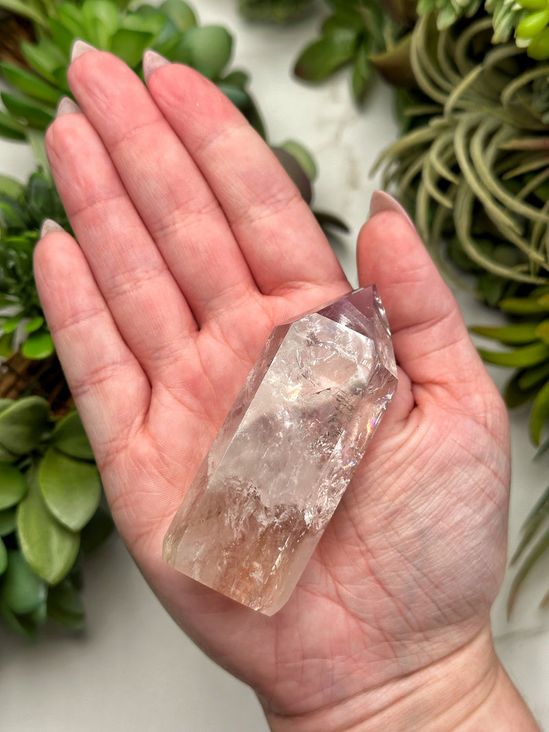 UV Reactive Amethyst Point - #17