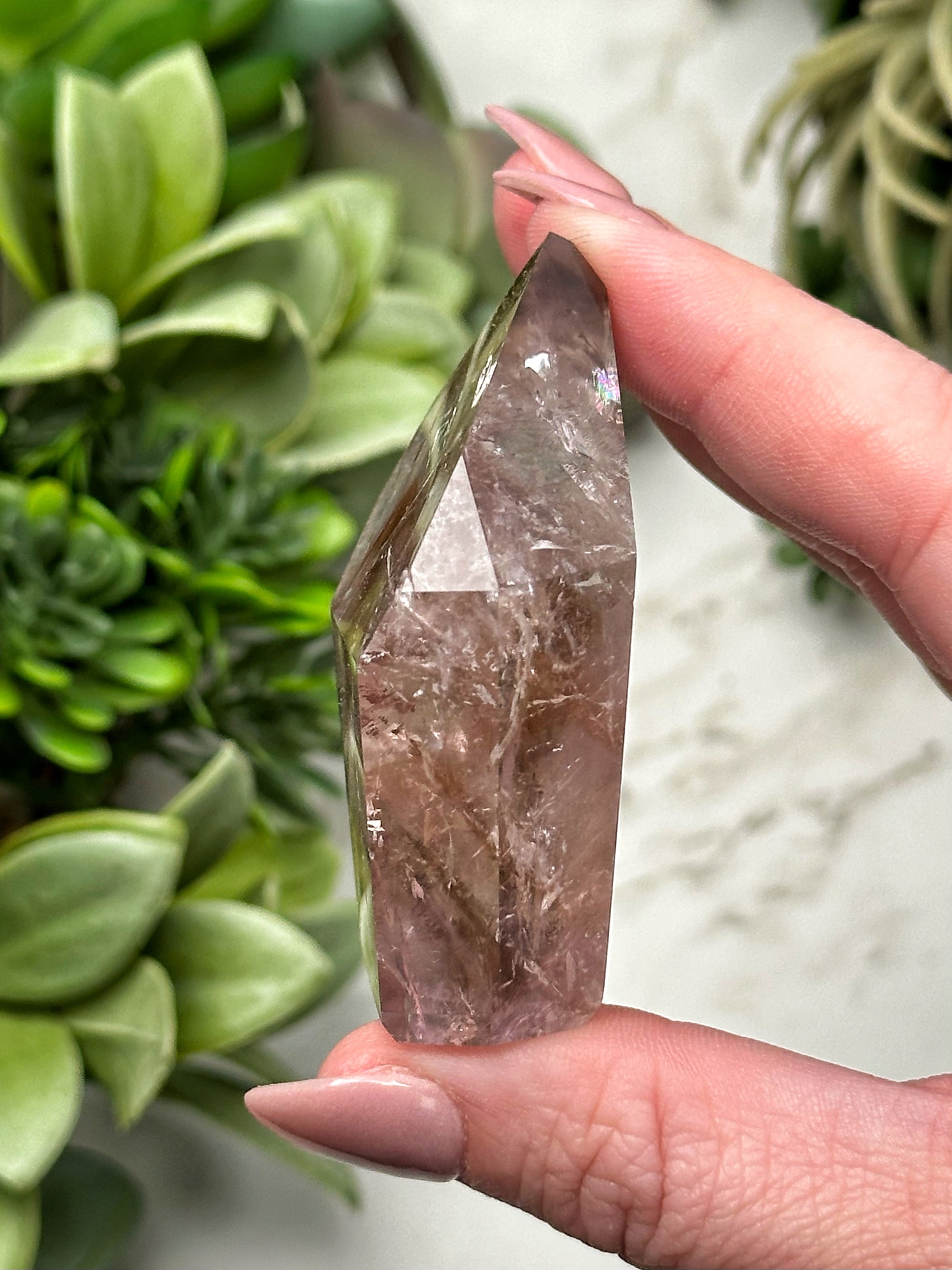 UV Reactive Amethyst Point - #19