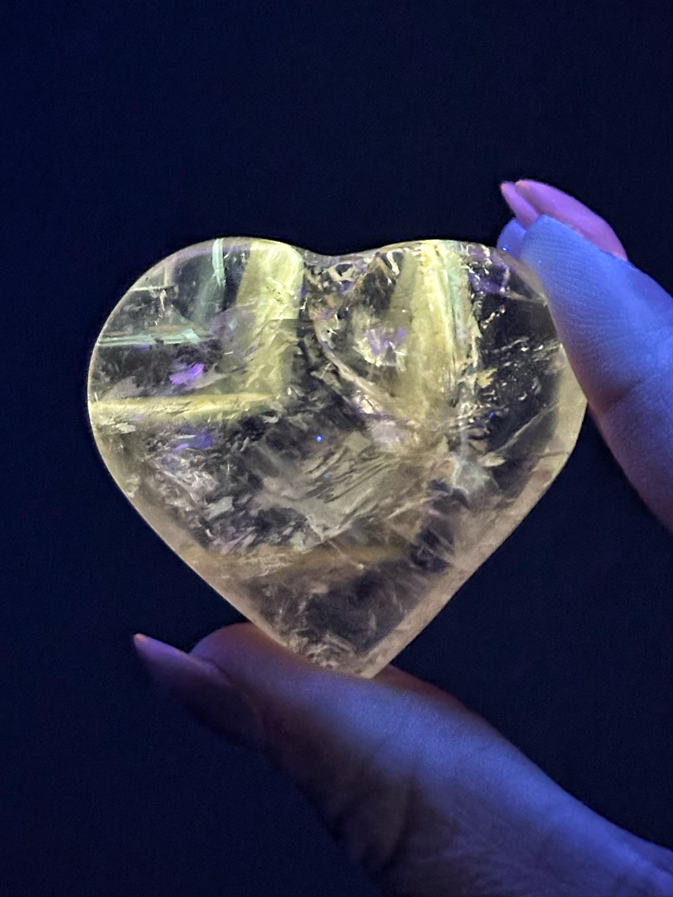 UV Reactive Amethyst Heart - #6