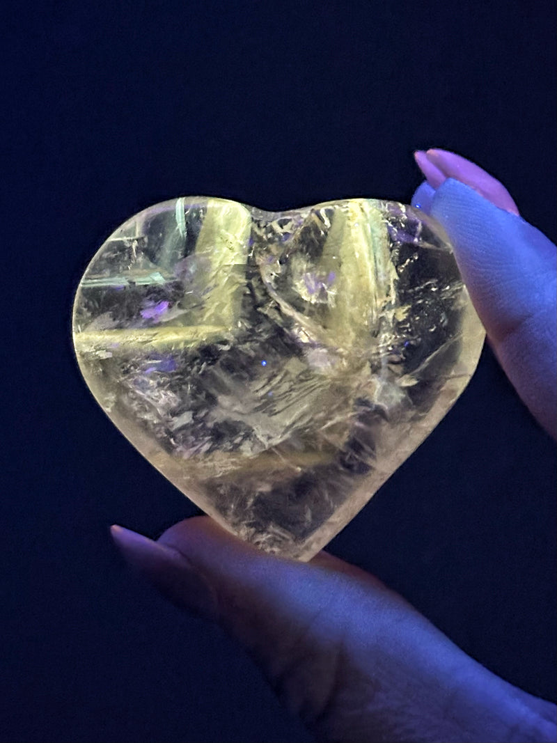 UV Reactive Amethyst Heart - #6