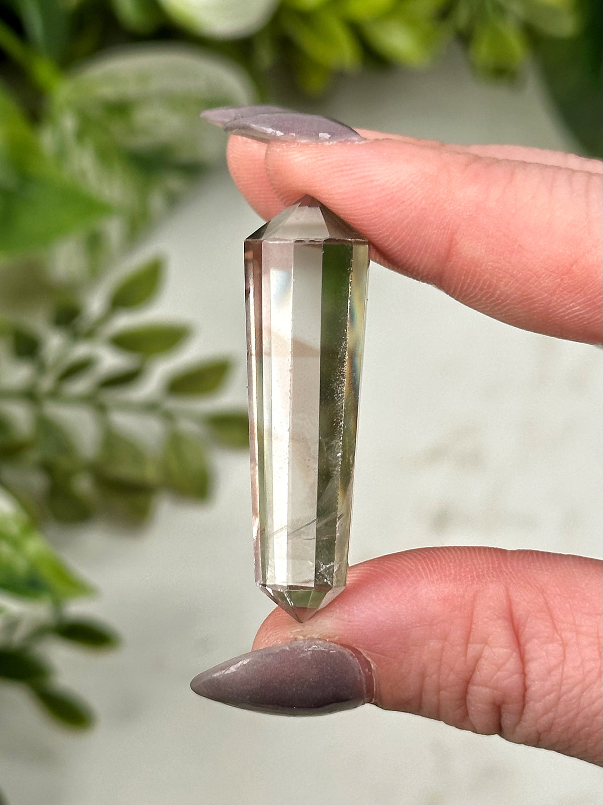 UV Reactive Amethyst Vogel - #1