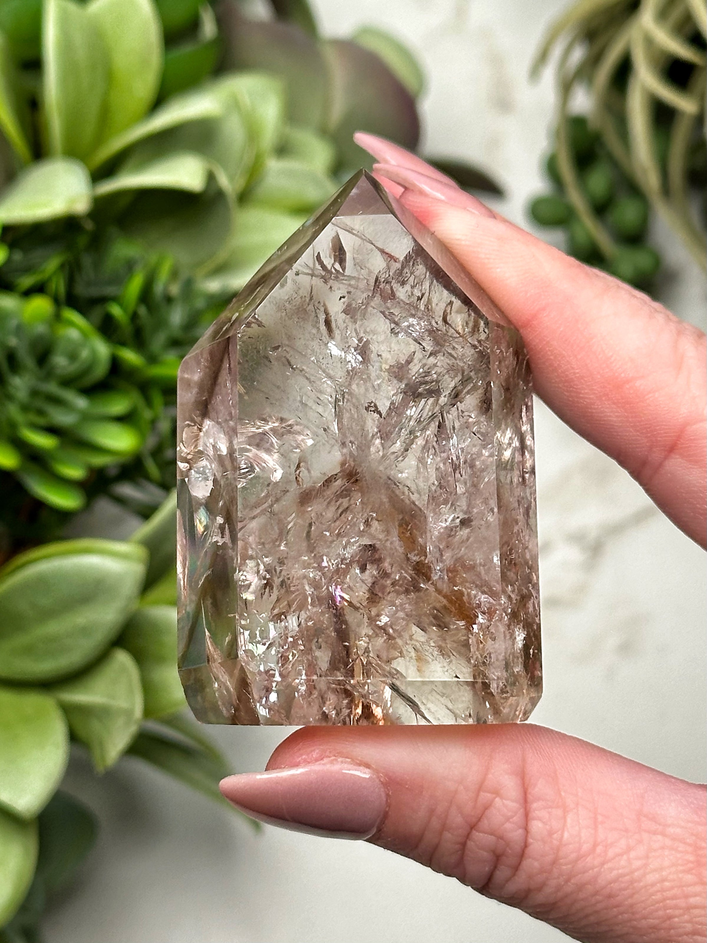 UV Reactive Amethyst Point - #16