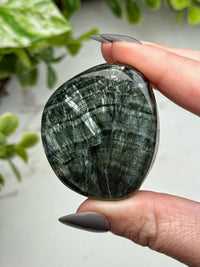 Seraphinite Palmstone - #7