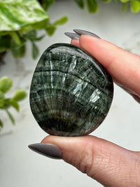 Seraphinite Palmstone - #7