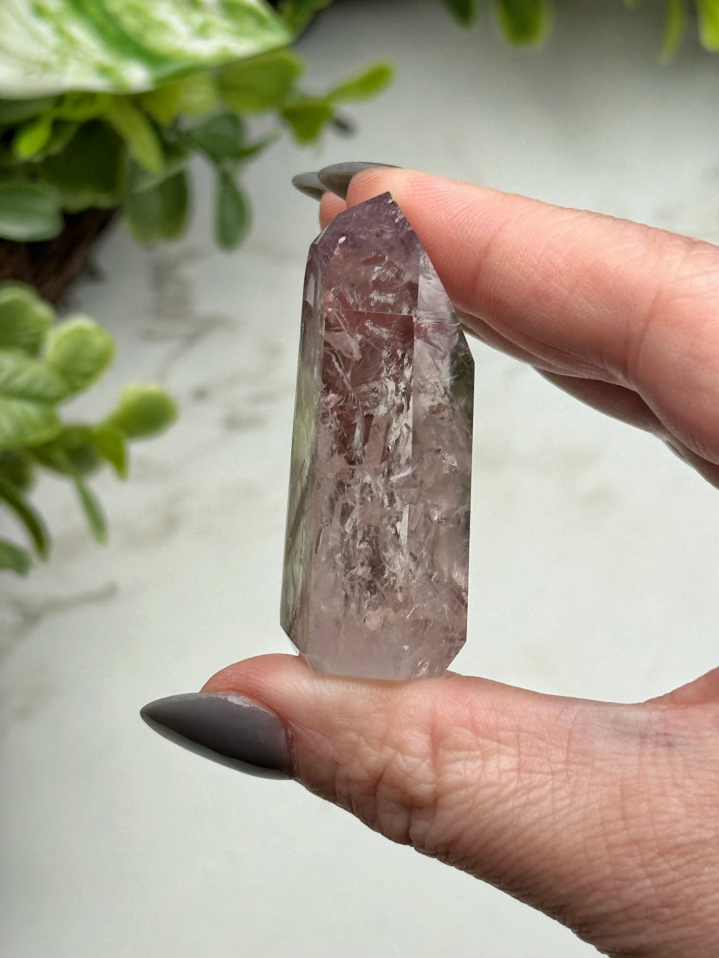UV Reactive Amethyst Point - #5
