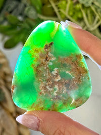 Kazakstan Chrysoprase Palmstone - #1