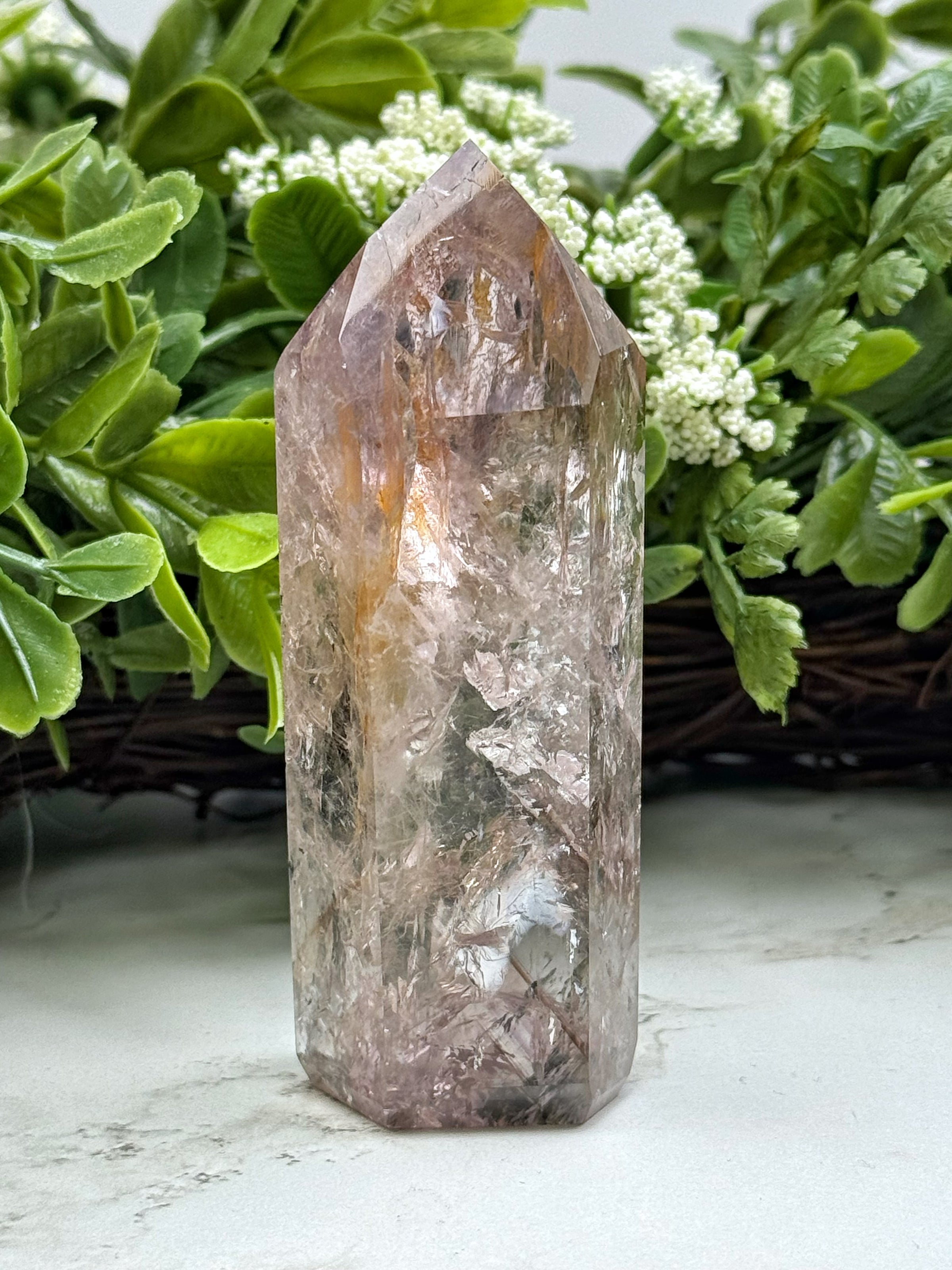 UV Reactive Amethyst Point - #4