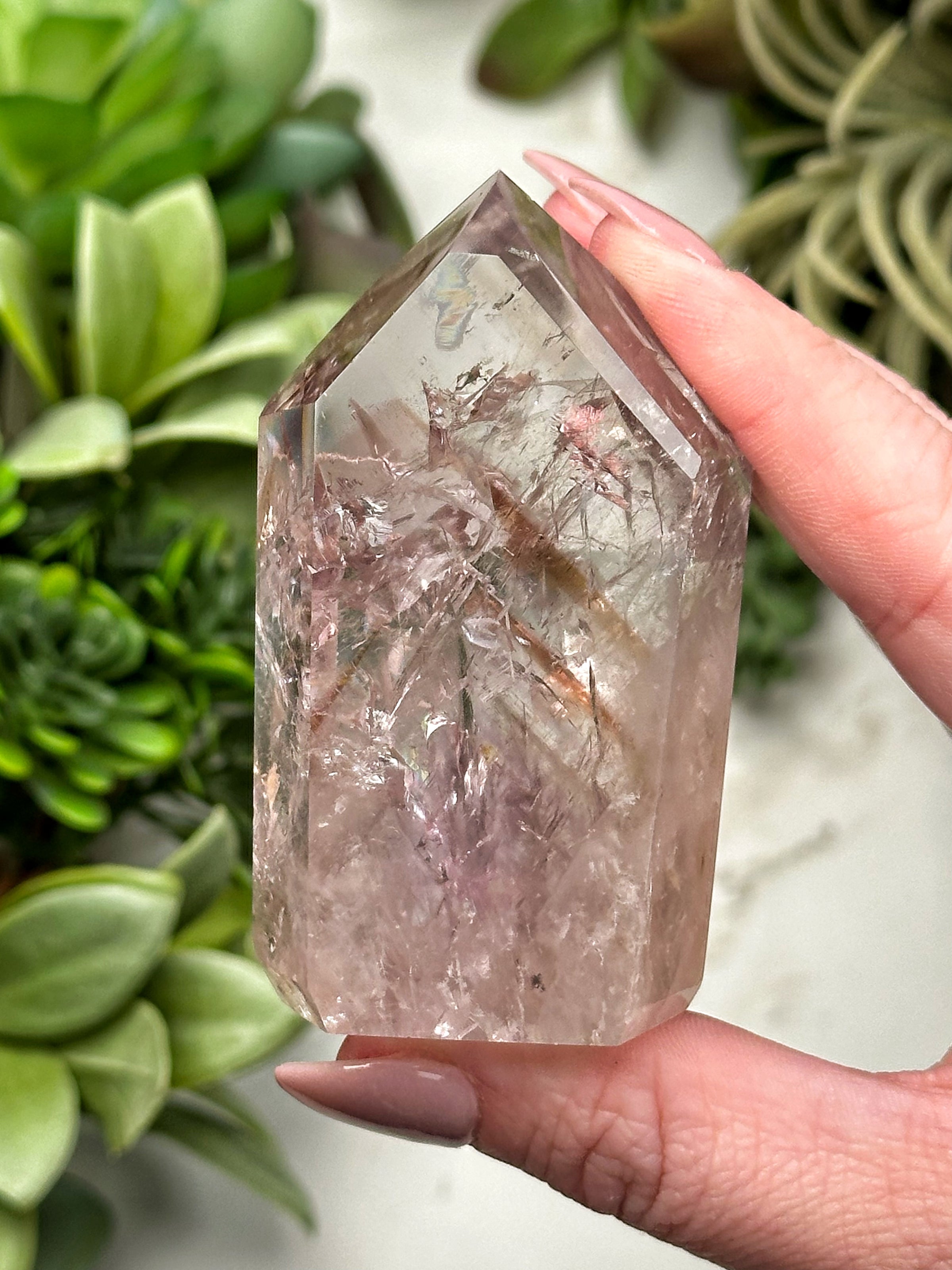 UV Reactive Amethyst Point - #13