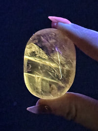 UV Reactive Amethyst Palmstone - #4