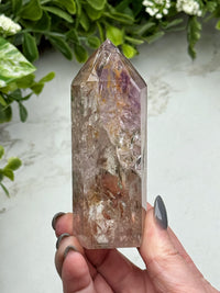 UV Reactive Amethyst Point - #4