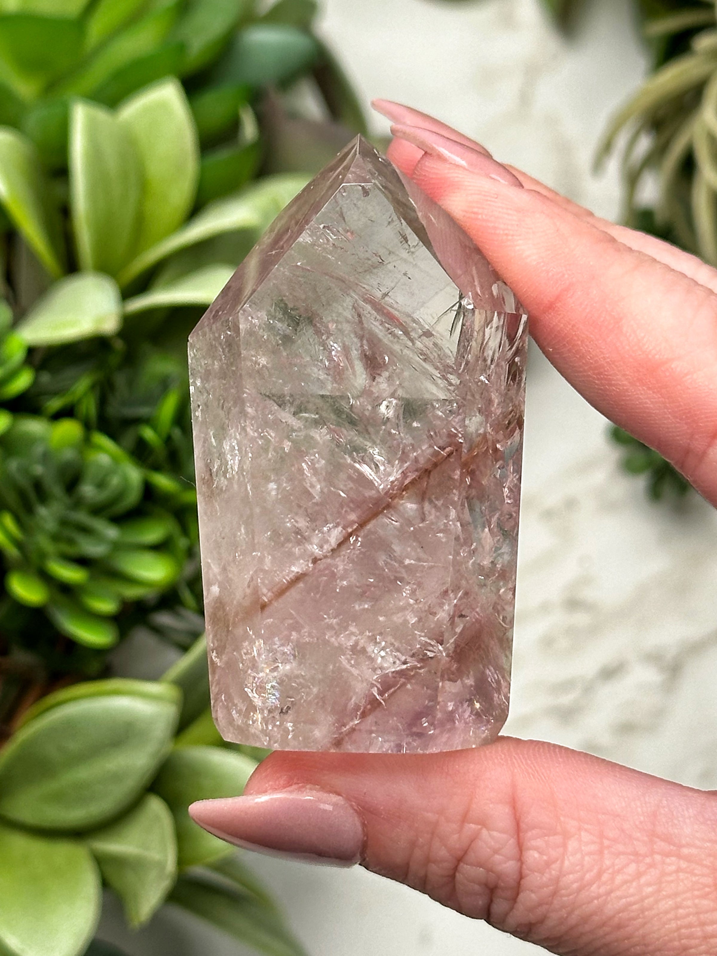 UV Reactive Amethyst Point - #15
