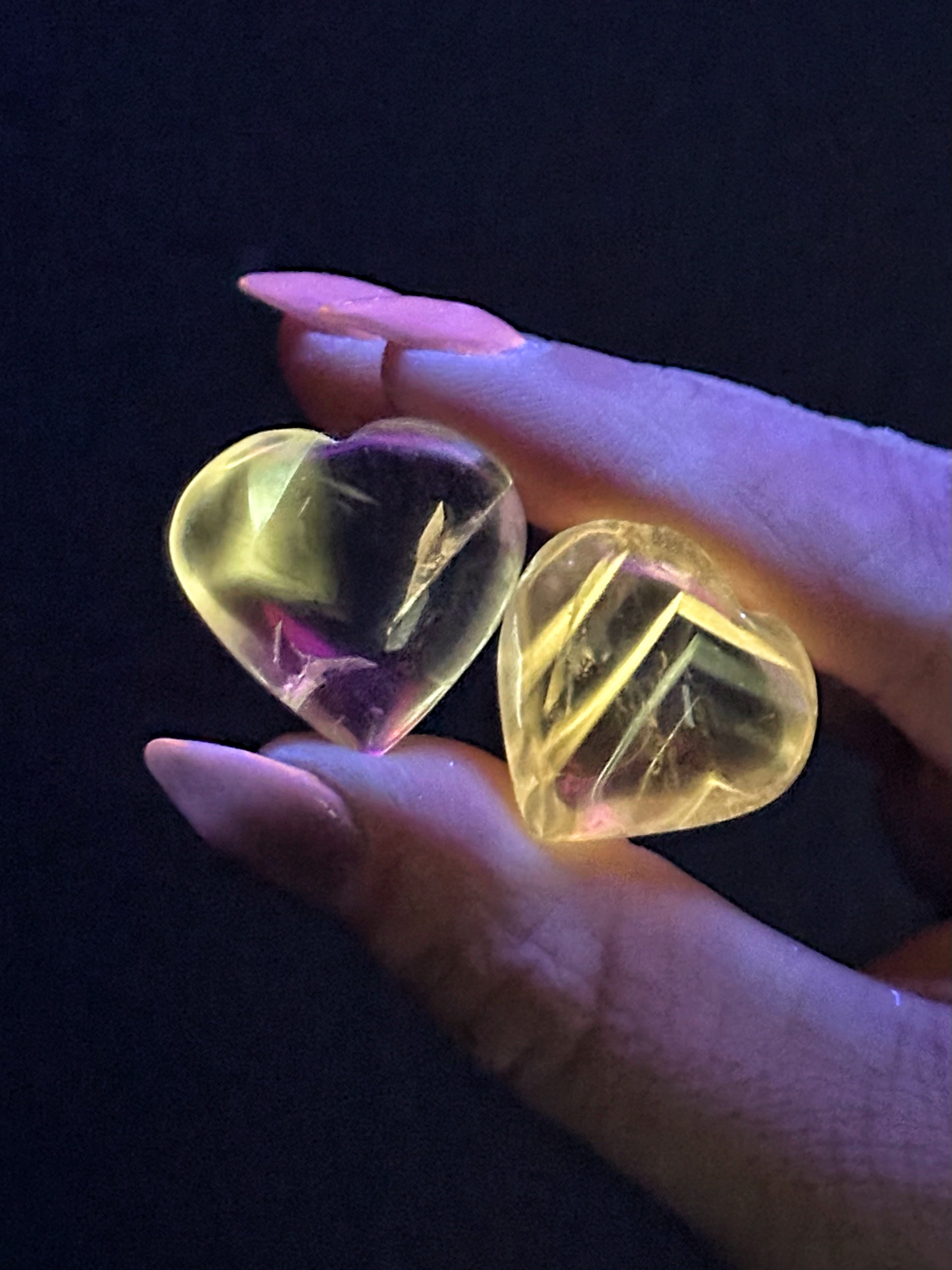 UV Reactive Amethyst Mini Hearts - Crown & Third-Eye Chakras - No. 63