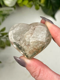 UV Reactive Amethyst Heart - #5