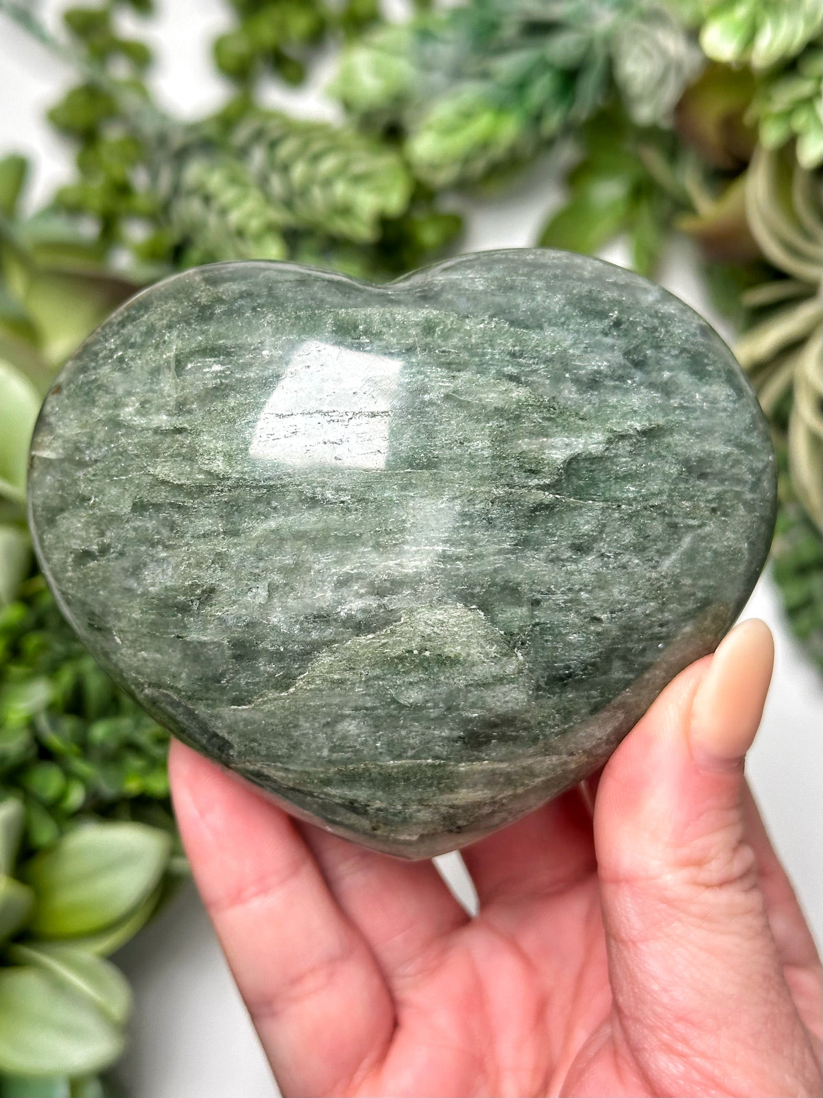 Chlorite in Quartz Heart - #7