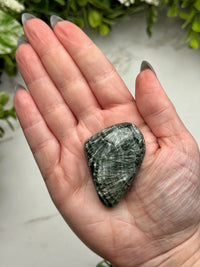 Seraphinite Palmstone - #9