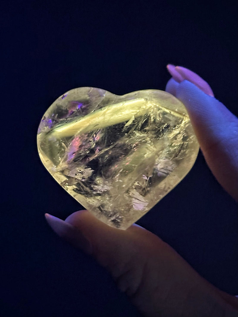 UV Reactive Amethyst Heart - #4