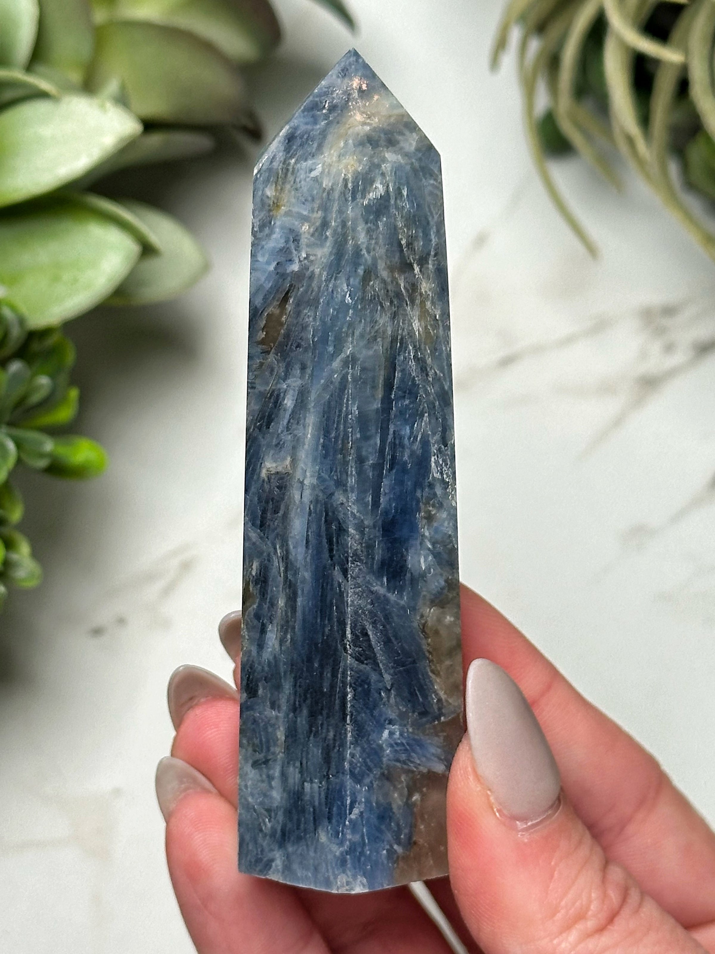 Kyanite Point - #11